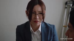 社長夫人のふしだらな肉体