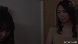 娘の相手より…もっと私の相手をして…