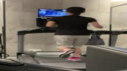 詳細不明
