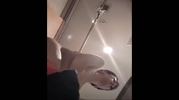 何も知らない妻の脱衣と着衣 ガードが硬い普通の子持ち妻生々しい36歳の身体マン毛の処理は相変わらずしてないようで