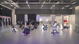 ダンス ポロリ