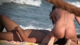 Blowjob on the beach