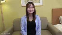 笑顔が可愛い看護師のお姉さんに中出し。