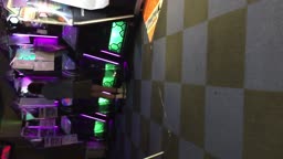 ゲーセン　逆さ