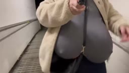 爆乳