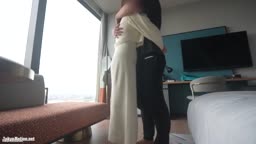 「結婚して5年間、主人とは一度もセックスしてません」40歳の悩める人妻と密会