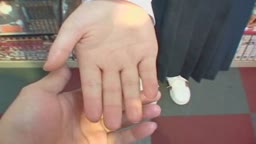 パンツ売りの少/女「お金がなくて困ってます・・・」