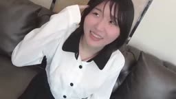 無）笑顔が素敵な色白美女