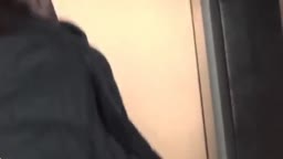 外で声かけられた痴女子達にアソコ見せられた！