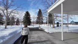 [132]えっちな格好で雪遊びしてきました