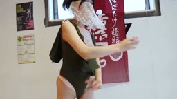 浴衣の舞いさんの露出