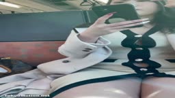電車露出2