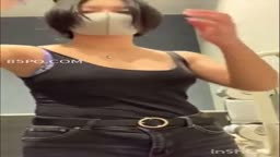 公衆　おっぱい