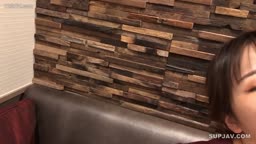 スタイル抜群のぶっ壊れ美人人妻