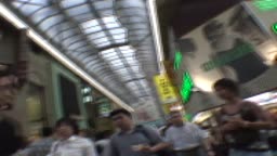 【生ドル ● 素人】街行くギャルに生ハメフェラ３Pから生挿入2連発‼ 濃厚ザーメン半中出し‼ 公式シロドラー‼