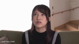 貧乳