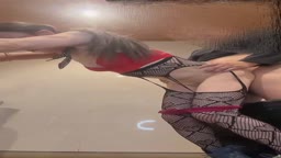 女装子