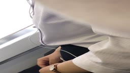 Train Peep