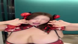 おっぱいチャイナ