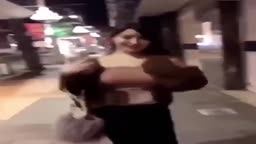 巨乳ギャル　おふざけ　ポロリ　続きはプラベ