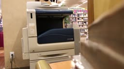 ネットカフェ見せつけ　店員【再投稿】