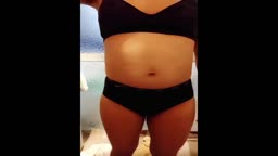 妻の秘め事！ 野外露出だらしない身体で胸もないんですが抱くと気持ちいいです