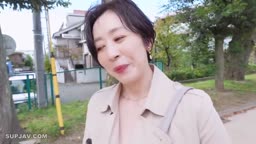 熟女　破壊