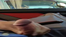 車オナ　見せつけ　かわいい