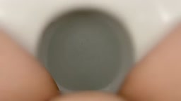 洋式　大量泡立ちおしっこ