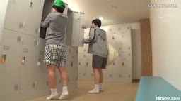 つるぺた女子の男水着チャレンジ 県民プールでデカチンおじに女子だとバレて中出しされて…マジ最悪だったよぉぉ～！ 赤名いと.mp4