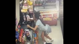 おもらし寸前