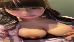 巨乳