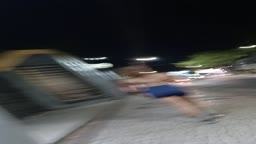 Gozando e tocando na bunda da adolescente gostosa saindo da academia
