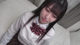 人生初めてのハメ撮りそして中出し学年一の美女が覆面男の精子に汚される瞬間