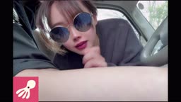 なみ 24歳 車内