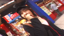 【生ドル ● 素人】20歳のFカップ美爆乳‼ 人生初３P!!! Wフェラ, 生挿入２連発‼ 未公開シーン満載‼ 公式シロ