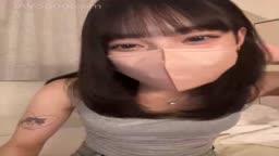 アイドル級美女の配信1（2で顔出し脱衣全裸）