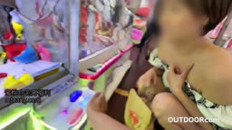 神乳降臨 グラドル並の彼氏持ちショートボブ女子と水着選びデートで生中出 uncensored