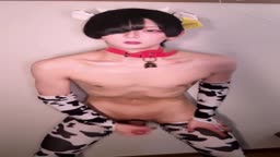 牛コス男子オナニー