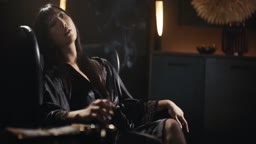 水川スミレ