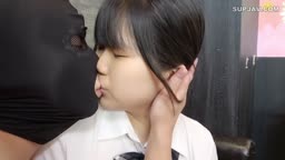 色白Ｆカップ東./大志望のお嬢様●●に快感爆発の4発射。北海道から推しのライブにやってき愛嬌抜群の●.●歳に問答無用の大人チンポで連射中出