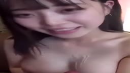 かわいいお顔に容赦なく精子をぶっかける