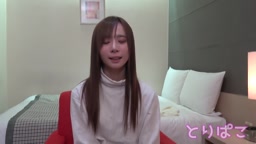 無修正 FC2PPV 1062588 とりぱこ 【個撮077】即尺面接♡妖精か！？アイドル級美少女なつみちゃんの無洗マンおいちぃ♡ AzusaOto 音あずさ 01