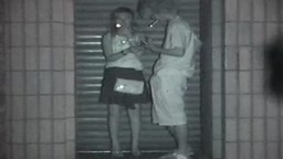 野外発情盗撮　一人目の女腰振りまくり