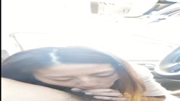 人妻 車内フェラ ゴックン