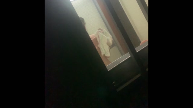 民家盗撮 女子大生たちの美乳と、可愛らしく茂った陰毛に癒やされる