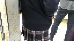 yuzu016【電車痴漢】顔出し制服JK★橋本愛似の文系美少女★強引な指2本挿入で膣口からマン汁が大量に垂れ落ち