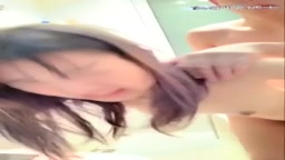 REAL CHINESE THREESOME GF GETTING FUCKED IN TOILET LIVE STEAMING