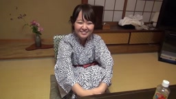 個撮 色白美裸体が眩しいロリ美少女18歳と温泉旅行
