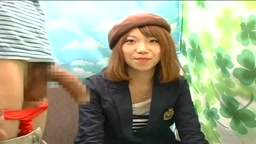 【本物素人!?】ナンパしたウブっ娘が手こき